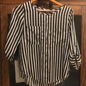 Cute black/white striped blouse!